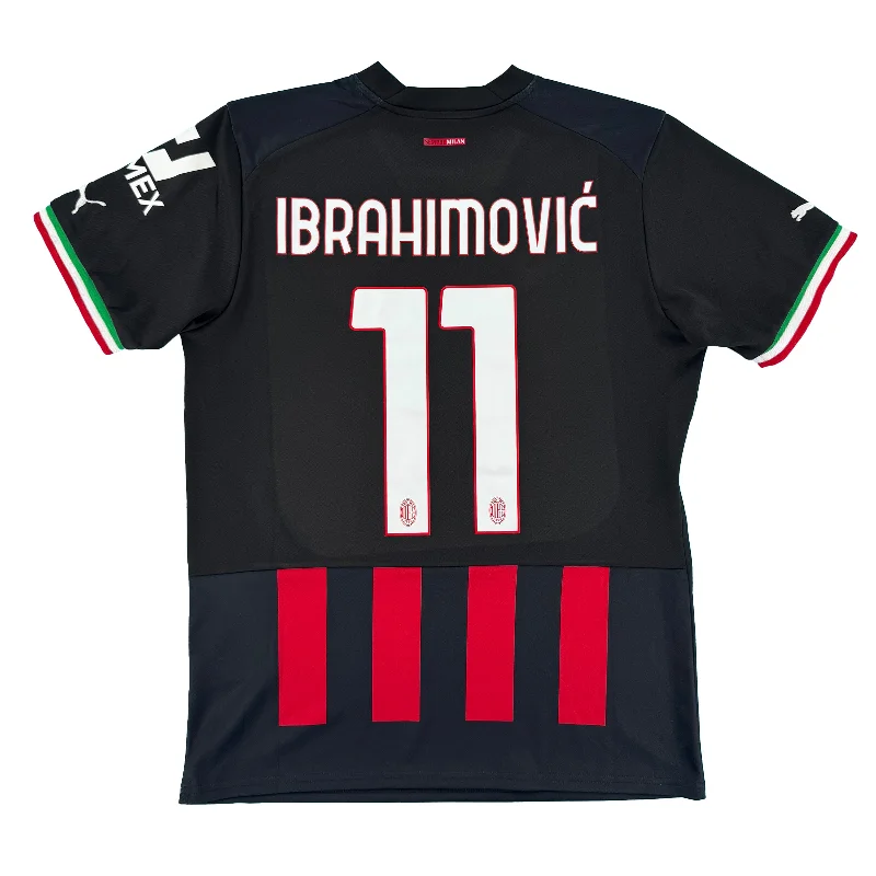 AC Milan - Thuisshirt - IBRAHIMOVIC #11 - 2022/23 - Maat M - 9/10