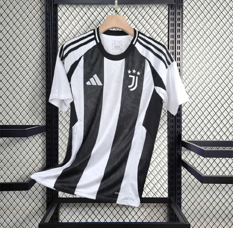 Juventus 24/25 Home