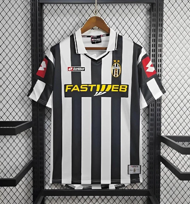 Juventus FC 2001-2002 Home Jersey