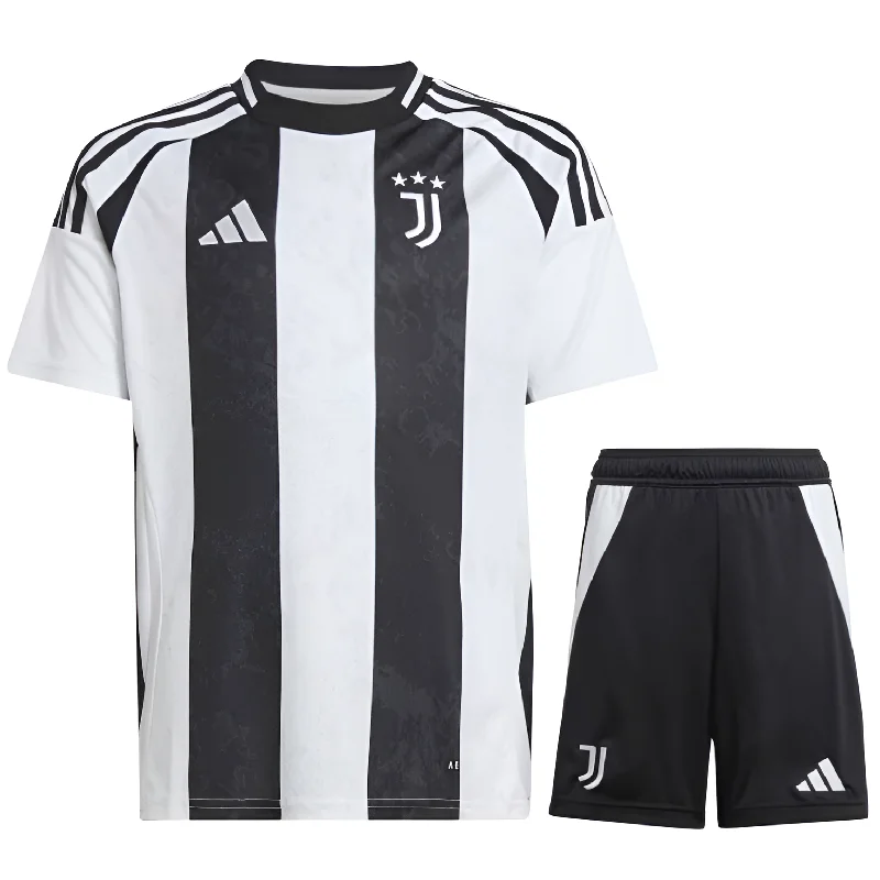 Juventus Home 24/25 Kit