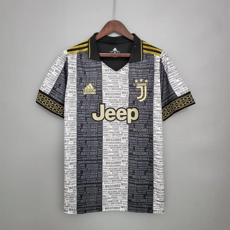 Juventus x Moschino