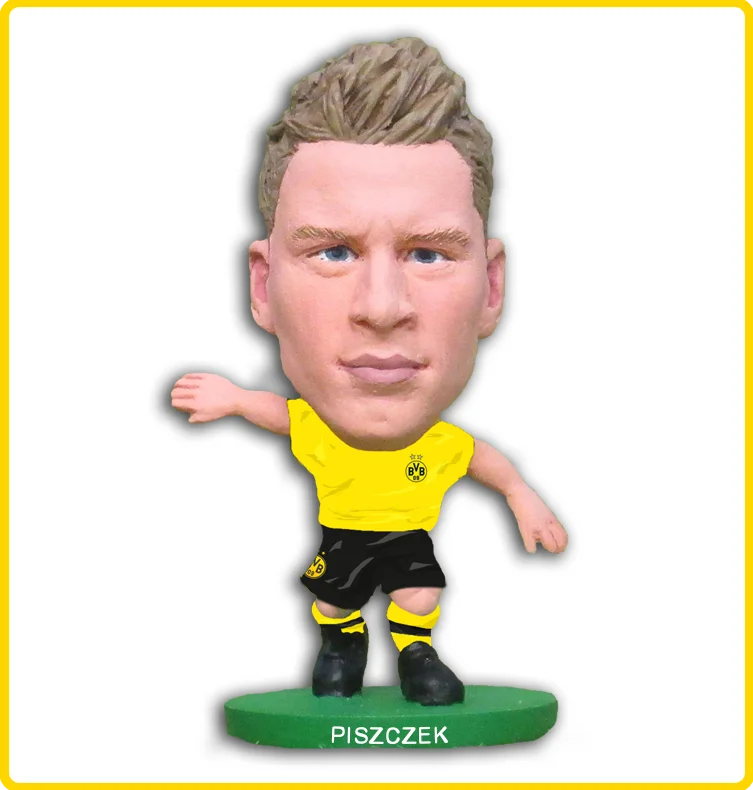 Soccerstarz - Borussia Dortmund - Lukasz Piszczek - Home Kit